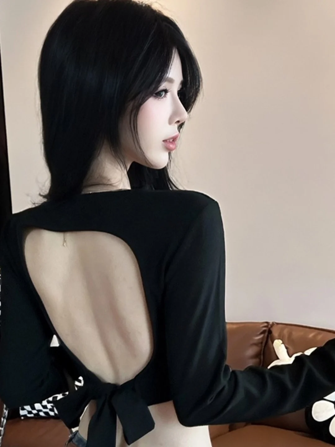 Fashionable Backless Long Sleeve T-Shirt Women's Slim Fit Short Style Overhead Top Pure Desirable Style Autumn New Arrival
Fashionable Backless Long Sleeve T-Shirt Women's Slim Fit Short Style Overhead Top Pure Desirable Style Autumn New Arrival
