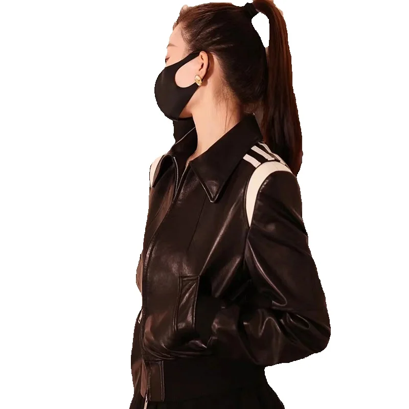 Baseball Patchwork Contrasting Short Sheepskin Jacket For Women's New Korean Style Youthful Top
Baseball Patchwork Contrasting Short Sheepskin Jacket For Women's New Korean Style Youthful Top
