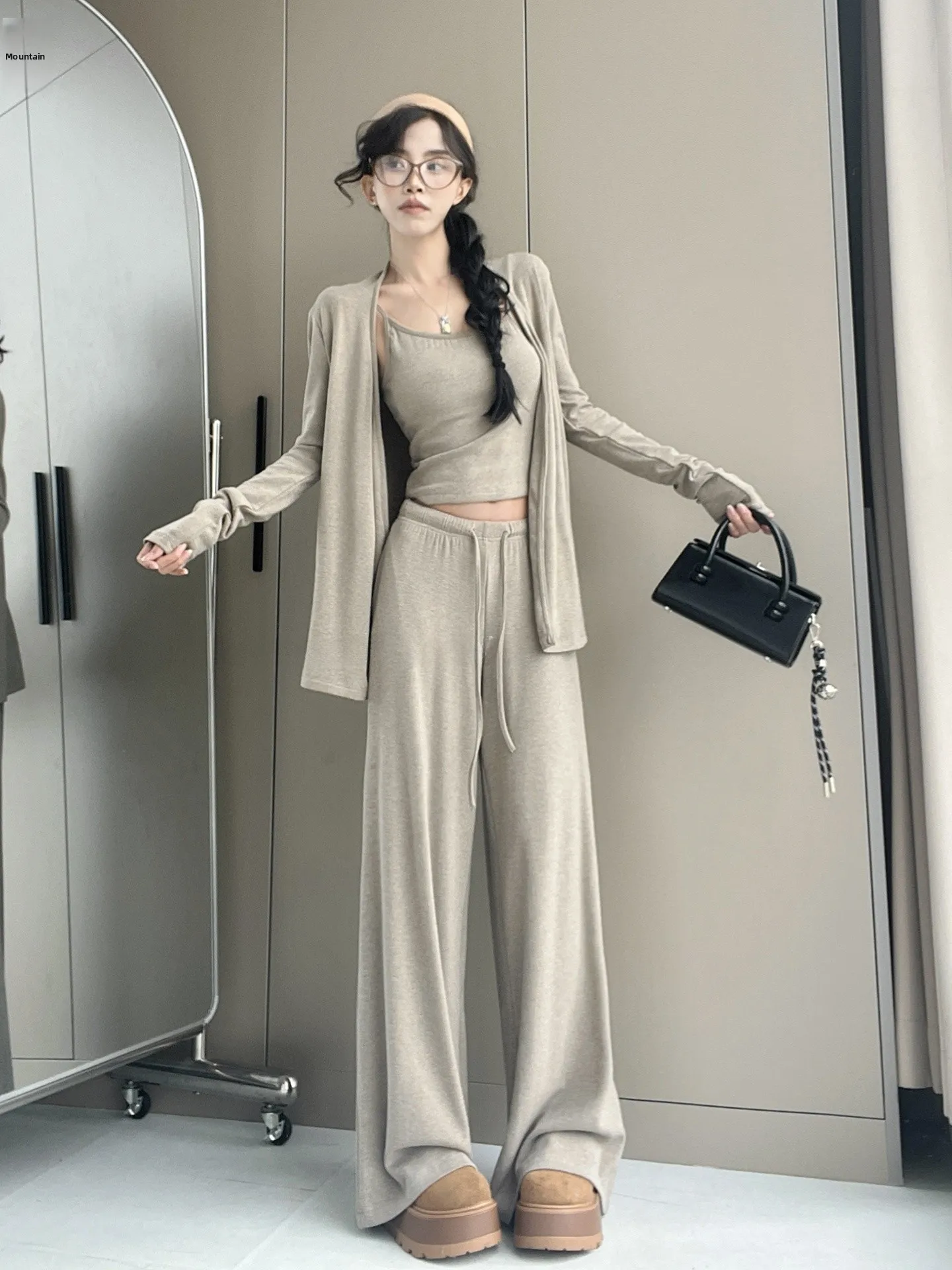 Casual Grey Long Sleeve Set Women's High Waist Straight Leg Pants Three Piece Suit Spring Fashion Outfit Cotton Village Brand
Casual Grey Long Sleeve Set Women's High Waist Straight Leg Pants Three Piece Suit Spring Fashion Outfit Cotton Village Brand