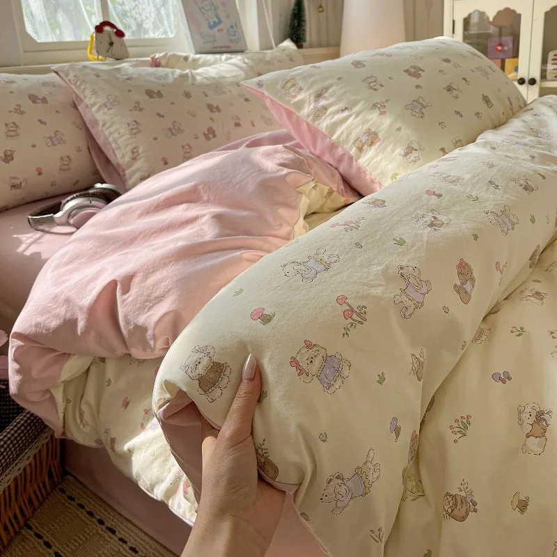 2025 new class A super soft washable four-piece cartoon quilt cover dormitory bed sheet three-piece bedding
2025 new class A super soft washable four-piece cartoon quilt cover dormitory bed sheet three-piece bedding