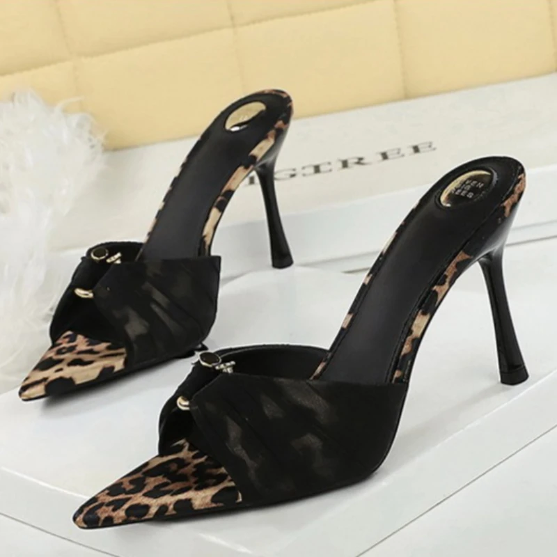 BIGTREE Summer Woman Slippers Fashion Open Toe Thin High Heels Shoes Street Style Stripper Party Slides Zapatos De Mujer
BIGTREE Summer Woman Slippers Fashion Open Toe Thin High Heels Shoes Street Style Stripper Party Slides Zapatos De Mujer