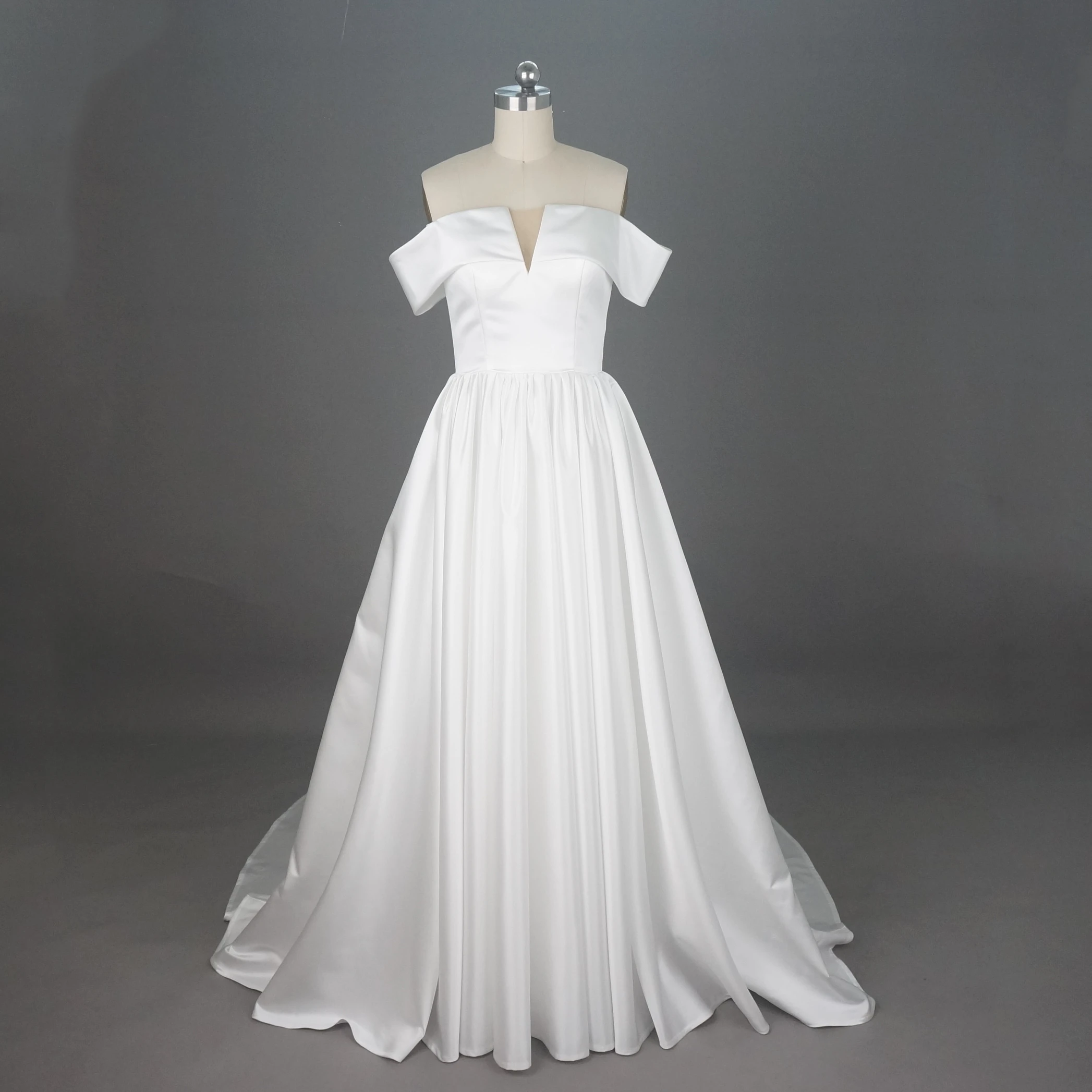 Off Shoulder Elegant Satin Wedding Dress Unique Design Chapel Train Bridal Gown 2025 Fashion Hot Sell
Off Shoulder Elegant Satin Wedding Dress Unique Design Chapel Train Bridal Gown 2025 Fashion Hot Sell