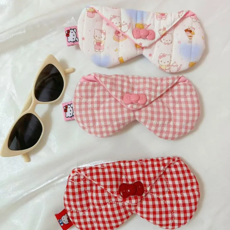 Hello Kitty Storage Bag Cute Anime Women Accessories Versatile Sunglasses Portable Dustproof Scratchproof Girl Gift Wholesale
Hello Kitty Storage Bag Cute Anime Women Accessories Versatile Sunglasses Portable Dustproof Scratchproof Girl Gift Wholesale