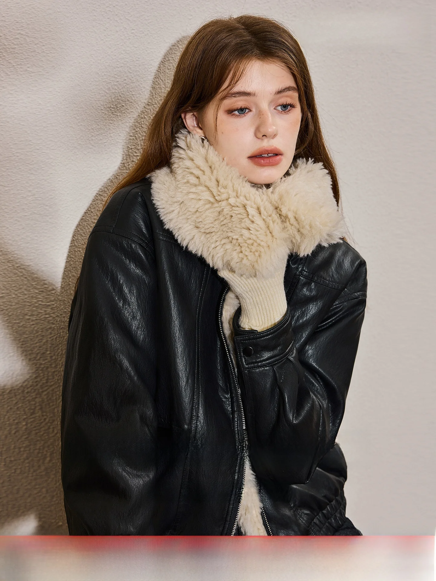 KuNMaVi Retro Plush Collar Cotton Jacket Women's Winter New Style Inner Cotton Coat Standard Fit Long Sleeve Zipper Closure
KuNMaVi Retro Plush Collar Cotton Jacket Women's Winter New Style Inner Cotton Coat Standard Fit Long Sleeve Zipper Closure