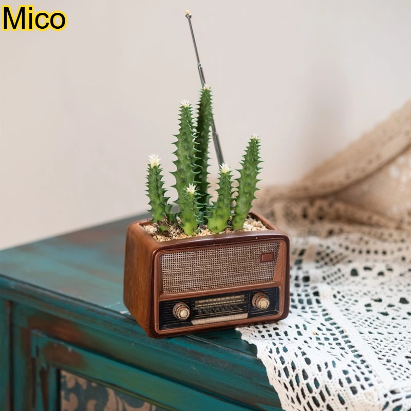 Vintage Radio Planter Pot, Retro Resin Succulent Flower Pot, Creative Home Decor Desktop Plant Holder Ornament
Vintage Radio Planter Pot, Retro Resin Succulent Flower Pot, Creative Home Decor Desktop Plant Holder Ornament
