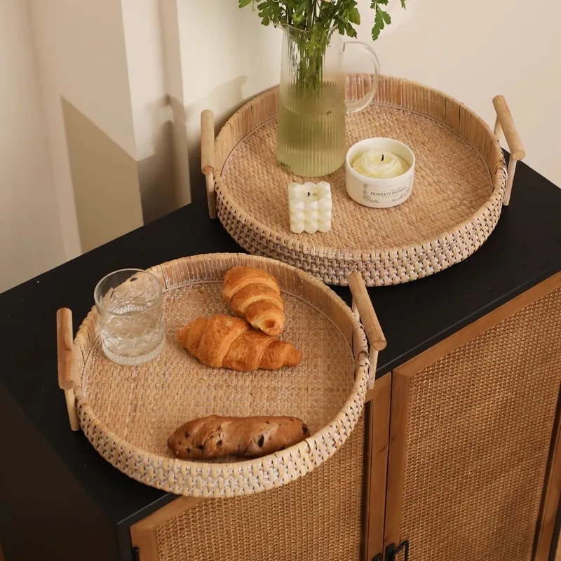 Rattan fruit basket hand-woven ear lift Japanese bread steamed bread basket living room household storage
Rattan fruit basket hand-woven ear lift Japanese bread steamed bread basket living room household storage