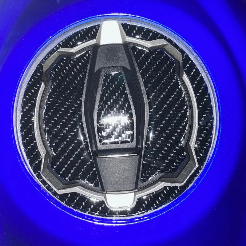 Motorcycle Accessories Carbon Fiber Motorcycle Gas Tank Cover Adhesive Decals For KAWASAKI Z900 Z650 2017-2018 17 18
Motorcycle Accessories Carbon Fiber Motorcycle Gas Tank Cover Adhesive Decals For KAWASAKI Z900 Z650 2017-2018 17 18