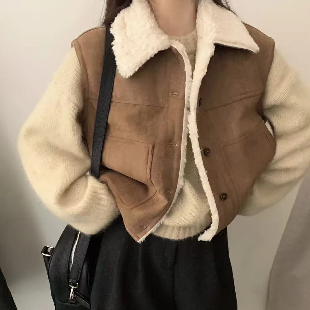 Brown Suede Short Vest Warm Sheepskinless Sleeveless Outerwear Coat for Autumn And Winter Loose Fit Commute Style Polyester F...
Brown Suede Short Vest Warm Sheepskinless Sleeveless Outerwear Coat for Autumn And Winter Loose Fit Commute Style Polyester F...