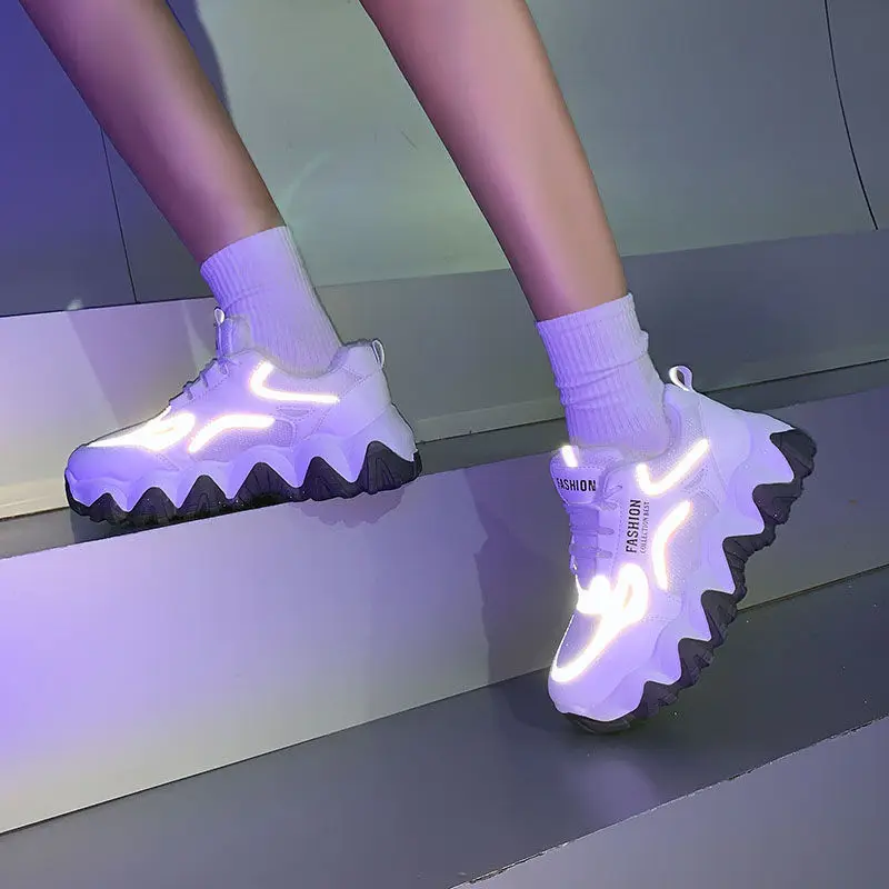 Ins Fashion 2022 Autumn and Spring Women Flat Platform Shoes Increase Lightweight Women Casual Shoes Rubber Flats
Ins Fashion 2022 Autumn and Spring Women Flat Platform Shoes Increase Lightweight Women Casual Shoes Rubber Flats