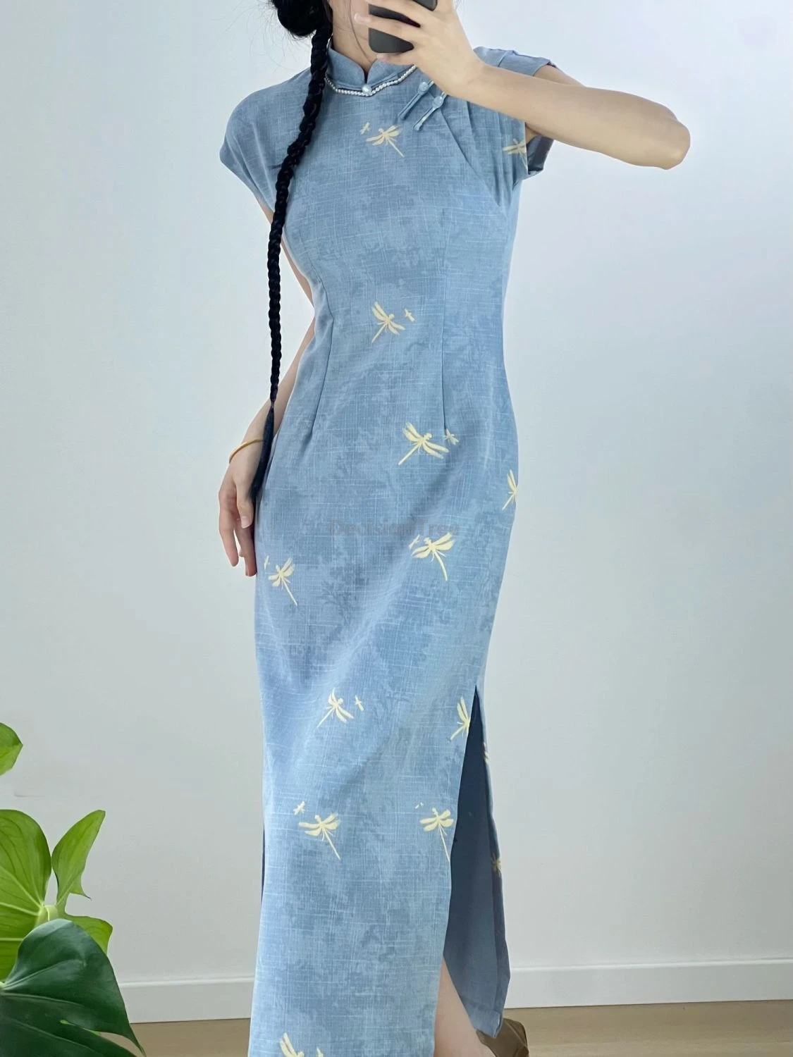 Summer Chinese Style Qipao Vintage Women Short Sleeve Slim Long Dress Dragonfly Printing Lady Stand Collar Outwear Cheongsam
Summer Chinese Style Qipao Vintage Women Short Sleeve Slim Long Dress Dragonfly Printing Lady Stand Collar Outwear Cheongsam