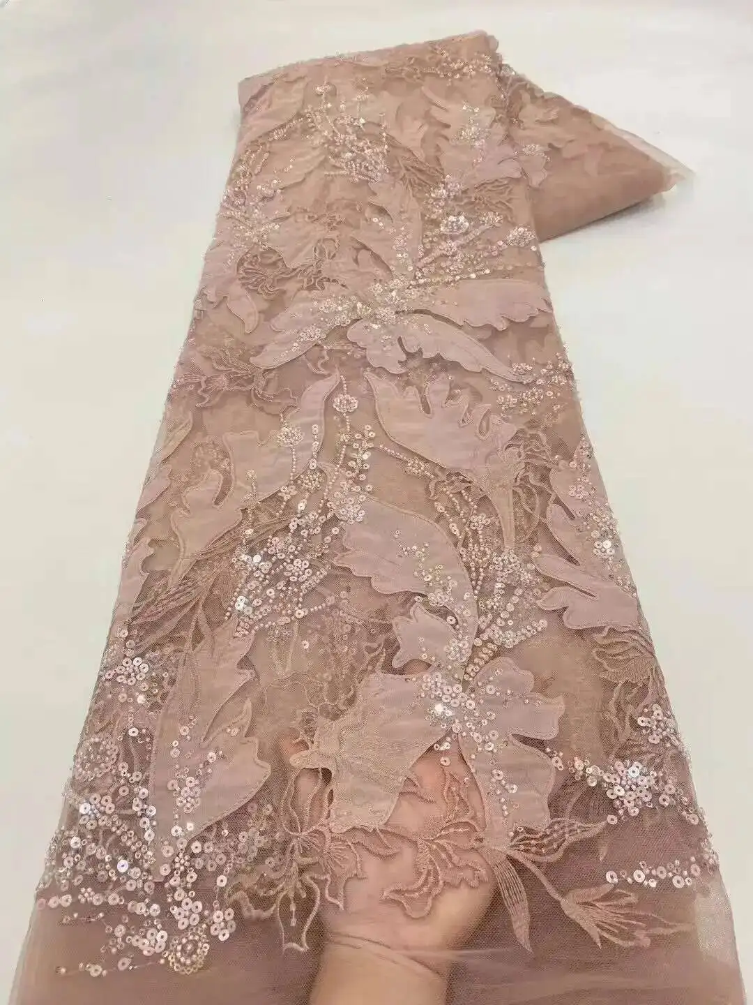 5yards African Sequins Beaded Lace Fabrics 2025High Quality Embroidery French Nigerian Lace Fabric For Wedding Sewing Material
5yards African Sequins Beaded Lace Fabrics 2025High Quality Embroidery French Nigerian Lace Fabric For Wedding Sewing Material
