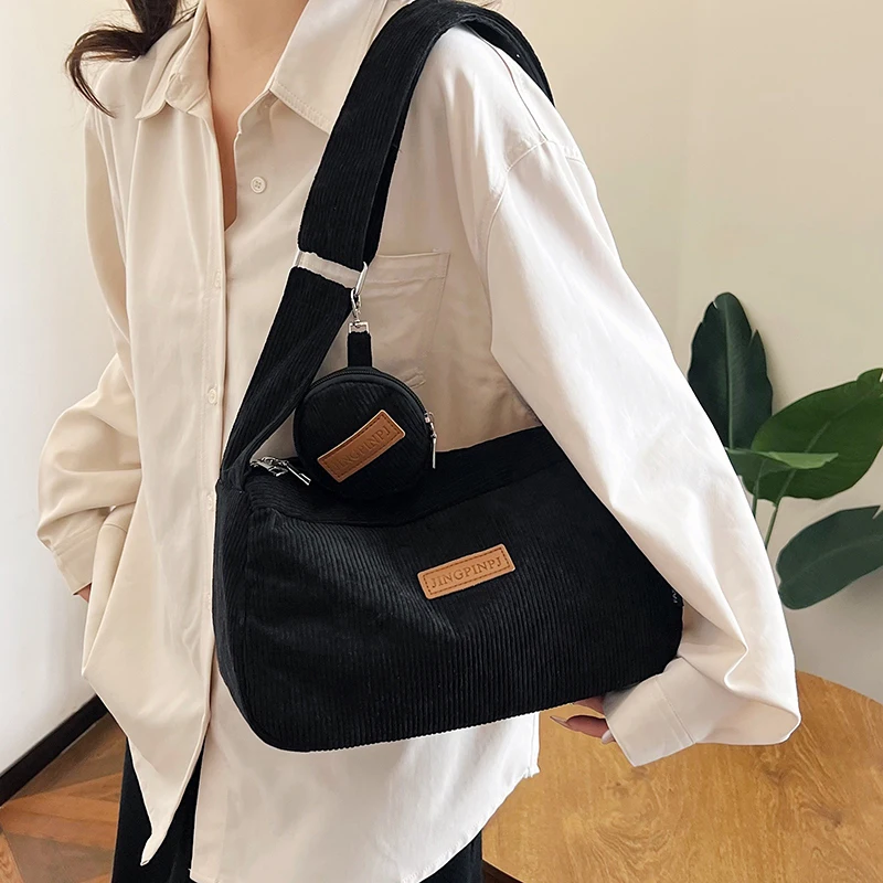 Women Corduroy Simple Shoulder Bag with Small Purse All-Match Crossbody Bag Large Capacity Travel Satchel Bag Female Outdoor Bag
Women Corduroy Simple Shoulder Bag with Small Purse All-Match Crossbody Bag Large Capacity Travel Satchel Bag Female Outdoor Bag