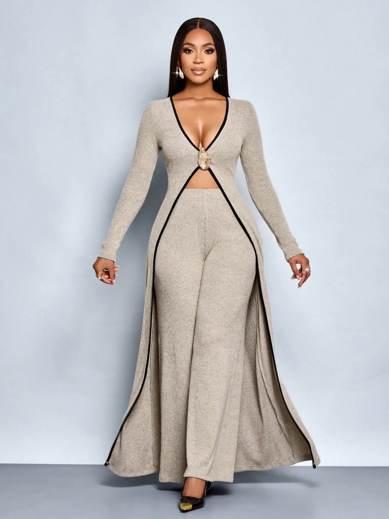 Women's Knitted V-Neck Long Sleeve Top And Wide Leg Pants 2 Piece Set With Contrast Trim
Women's Knitted V-Neck Long Sleeve Top And Wide Leg Pants 2 Piece Set With Contrast Trim