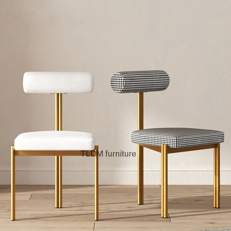Vanity Wedding Dining Chairs Nordic Living Room Ergonomic Lounge Dining Chairs Waiting Unique Nail Clear Sillas Home Furniture
Vanity Wedding Dining Chairs Nordic Living Room Ergonomic Lounge Dining Chairs Waiting Unique Nail Clear Sillas Home Furniture