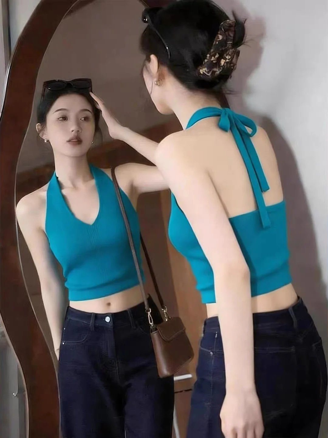 Summer New Style Women's Knitted Strapless Vest Self-Preservation Model Korean Version Slim Fit V-Neck Pure Color Top
Summer New Style Women's Knitted Strapless Vest Self-Preservation Model Korean Version Slim Fit V-Neck Pure Color Top