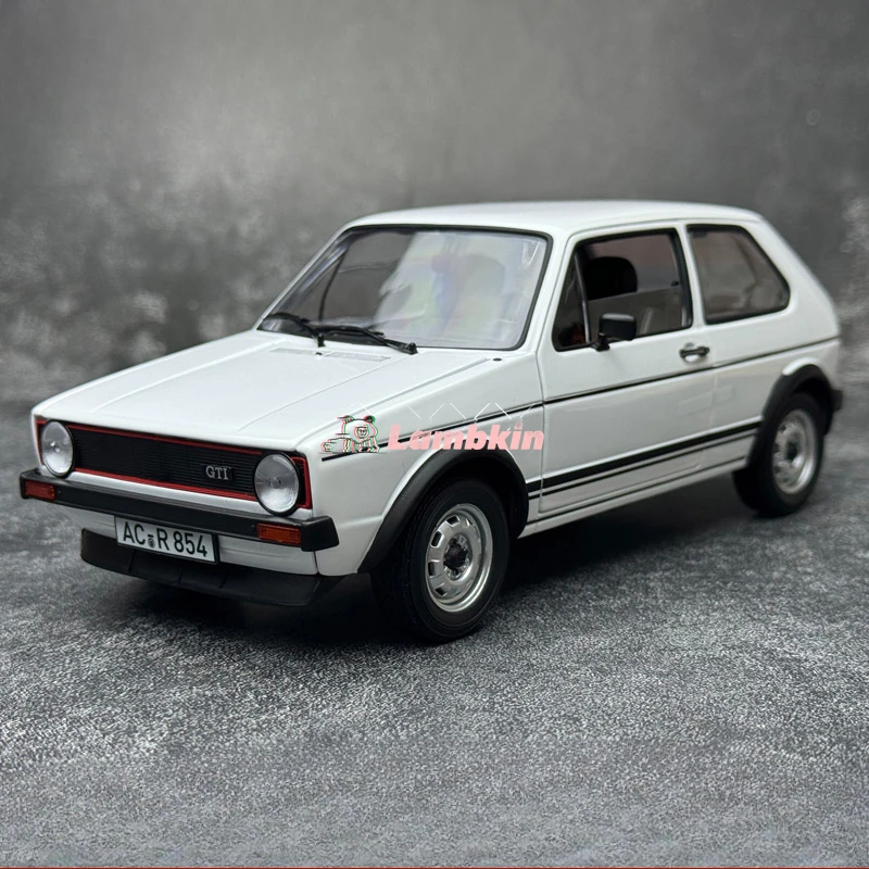 Norev 1:18 VW GTI Golf GTI 1976, модель автомобиля из сплава, подарочная открывающаяся коллекция подарков
Norev 1:18 VW GTI Golf GTI 1976, модель автомобиля из сплава, подарочная открывающаяся коллекция подарков