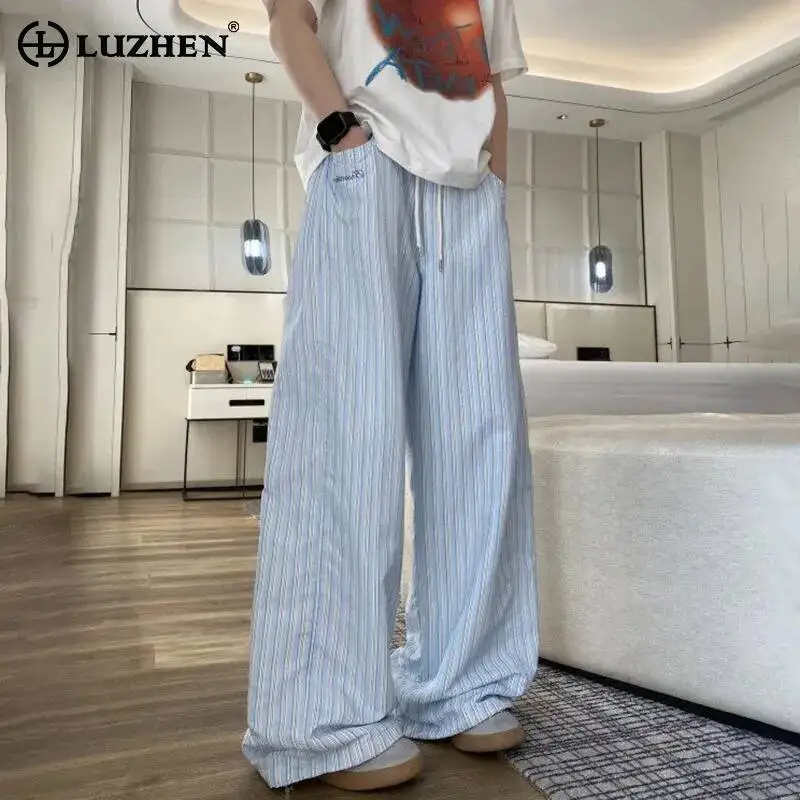 LUZHEN Casual Fashion Korean Stripe Printed Loose Wide Leg Pants Men's 2025 New Elastic Waist Handsome Straight Trousers JY7062
LUZHEN Casual Fashion Korean Stripe Printed Loose Wide Leg Pants Men's 2025 New Elastic Waist Handsome Straight Trousers JY7062