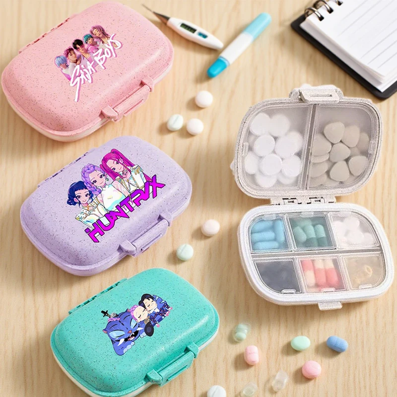 KPop Demon Hunters Small Pill Storage Boxes Adult Kids Cute Mini Storage Box Anime Cool Portable Fashion Candy Storage Box Gift
KPop Demon Hunters Small Pill Storage Boxes Adult Kids Cute Mini Storage Box Anime Cool Portable Fashion Candy Storage Box Gift