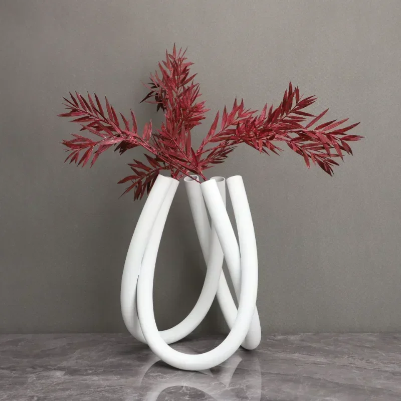 Golden\silver Six-hole Vase Modern Decor Floral Vases Decorative Flowers Pot Minimalist Metal Flower Arrangement Desk Decoration
Golden\silver Six-hole Vase Modern Decor Floral Vases Decorative Flowers Pot Minimalist Metal Flower Arrangement Desk Decoration