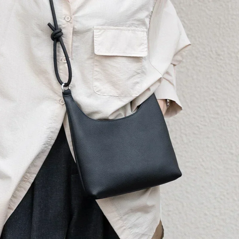 Women Soft Cow Real Leather Bag Lady Fashion Retro Versatile Shoulder Handbag Female Casual Cowhide Crossbody Bags for Ladies
Women Soft Cow Real Leather Bag Lady Fashion Retro Versatile Shoulder Handbag Female Casual Cowhide Crossbody Bags for Ladies