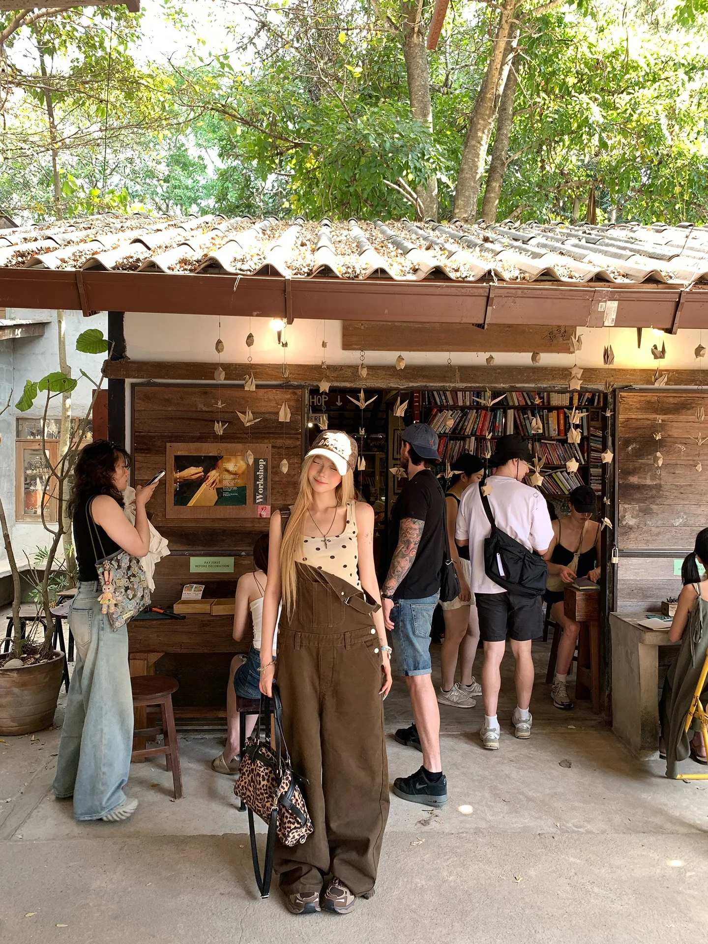 Seven Shrimp Slip Summer 2026 New Women's Loose Coffee Color Small Casual Workwear Jeans Low Waist Straight Leg Overalls
Seven Shrimp Slip Summer 2026 New Women's Loose Coffee Color Small Casual Workwear Jeans Low Waist Straight Leg Overalls