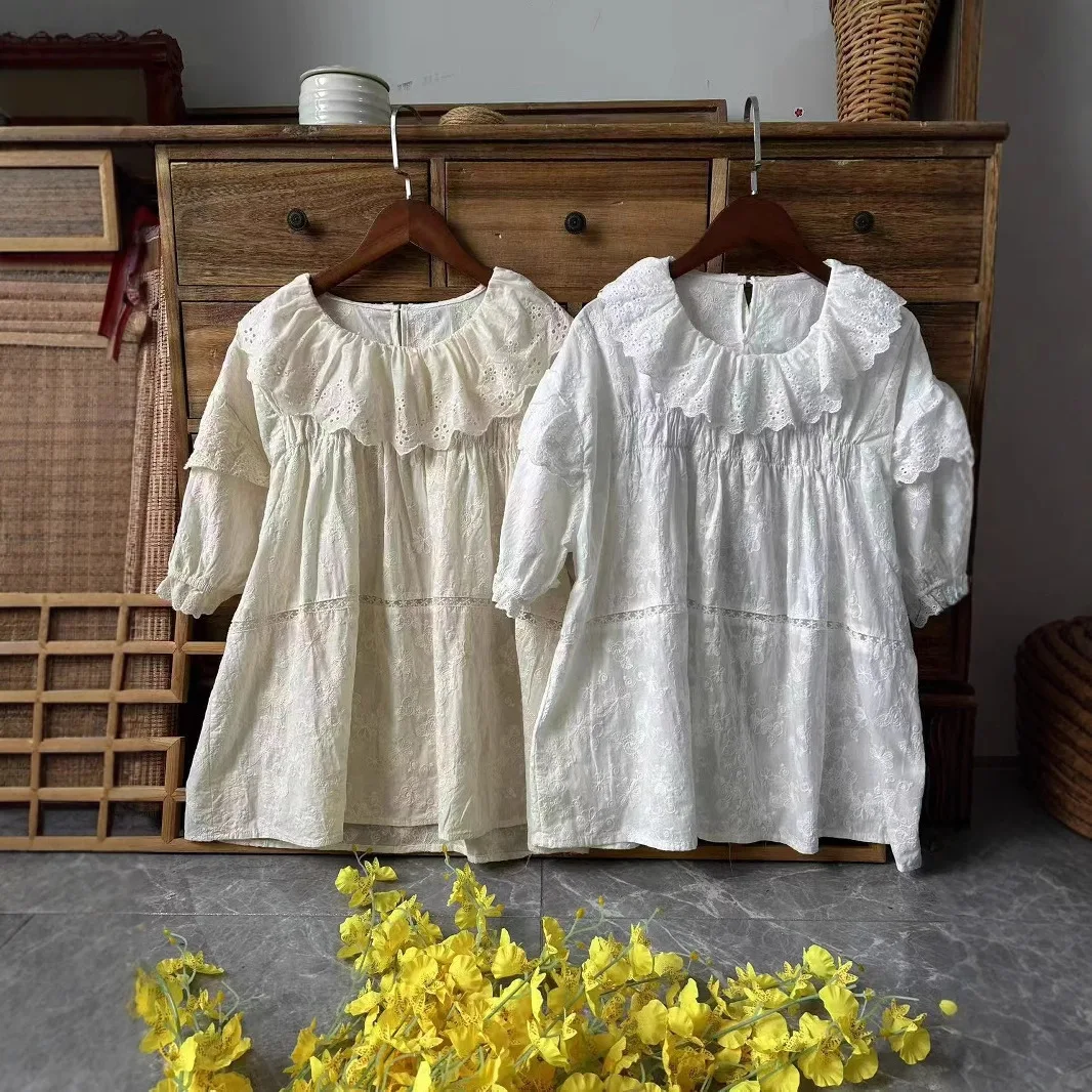Spring Summer New Mori Girl Sweet Flower Embroidery Short Sleeve Cotton Shirts Women Ruffled Collar Casual Loose Blouse Tops
Spring Summer New Mori Girl Sweet Flower Embroidery Short Sleeve Cotton Shirts Women Ruffled Collar Casual Loose Blouse Tops