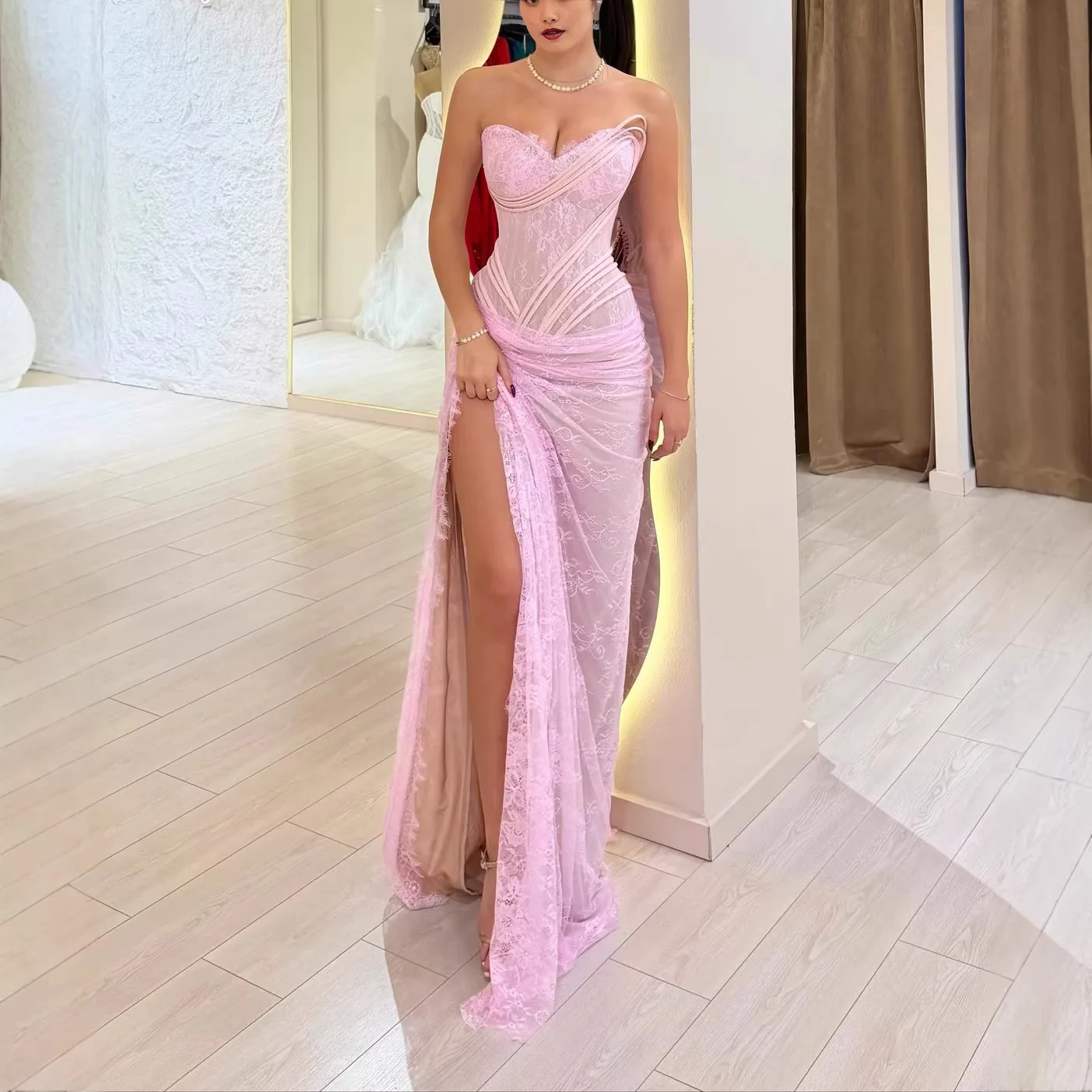 Women Fashion High Waist Split Slim Evening Dress Sexy Lace Embroidery Luxury Gowns Sexy Strapless Sleeveless Irregular Dresses
Women Fashion High Waist Split Slim Evening Dress Sexy Lace Embroidery Luxury Gowns Sexy Strapless Sleeveless Irregular Dresses