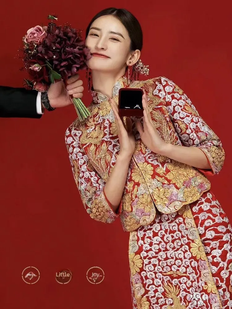 New 2025 Xiaohai Wedding Dr Feng Long Five Fortune Royal Sweater Chinese Sle Long Sve Embroidered Vintage Wedding Gown
New 2025 Xiaohai Wedding Dr Feng Long Five Fortune Royal Sweater Chinese Sle Long Sve Embroidered Vintage Wedding Gown