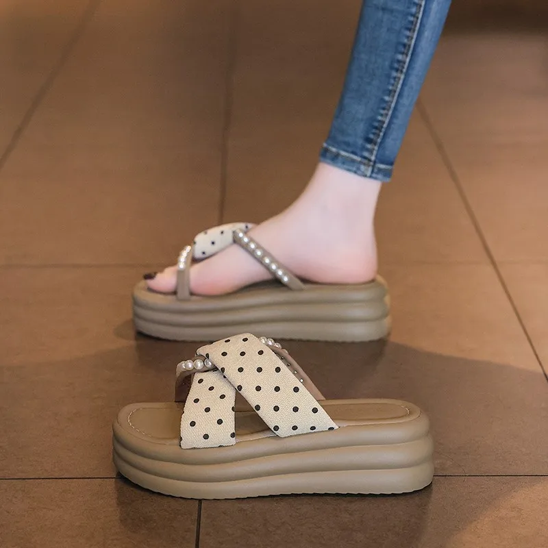Ladies Trendy Platform One-Strap Slides Casual All-match Summer Beach Slippers
Ladies Trendy Platform One-Strap Slides Casual All-match Summer Beach Slippers