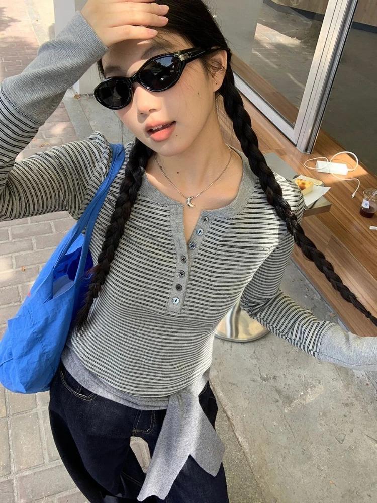 Корейский стиль, модный базовый слой, женский топ, новинка 2023 года, осенняя повседневная футболка с длинными рукавами, элегантные укороченные топы в полоску в стиле Харадзюку
Корейский стиль, модный базовый слой, женский топ, новинка 2023 года, осенняя повседневная футболка с длинными рукавами, элегантные укороченные топы в полоску в стиле Харадзюку