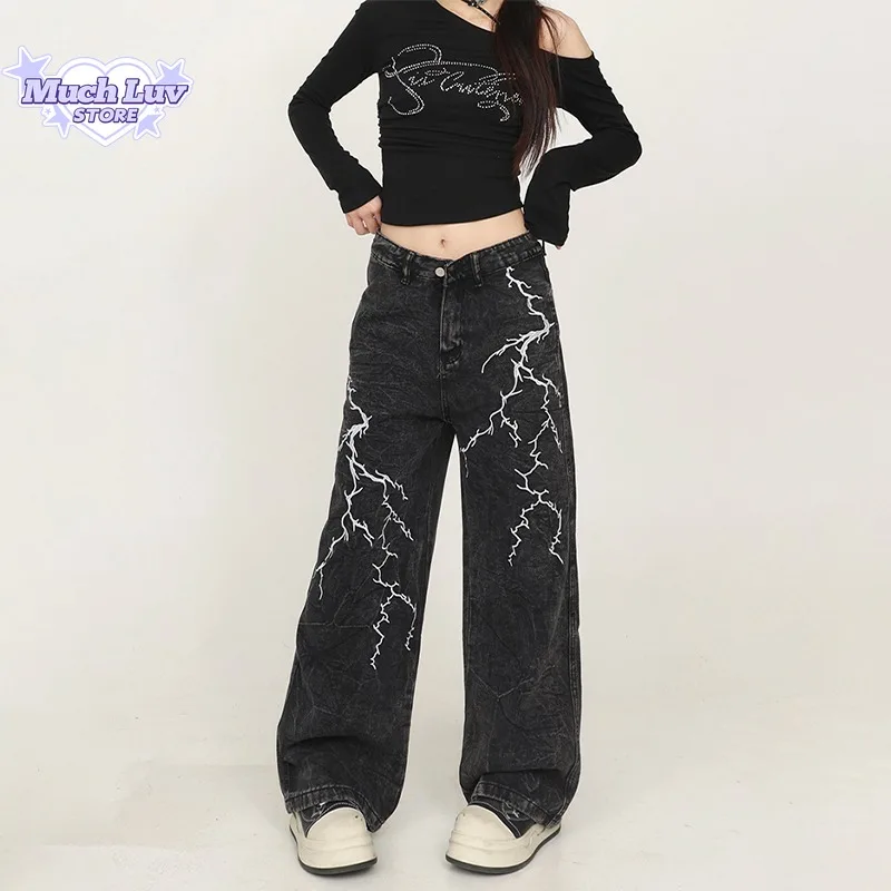 Subcultural Lightning Embroidery Loose Jeans for Men and Women Summer Fashion Casual Comfy Pure Cotton Couple Short Sleeve Top
Subcultural Lightning Embroidery Loose Jeans for Men and Women Summer Fashion Casual Comfy Pure Cotton Couple Short Sleeve Top