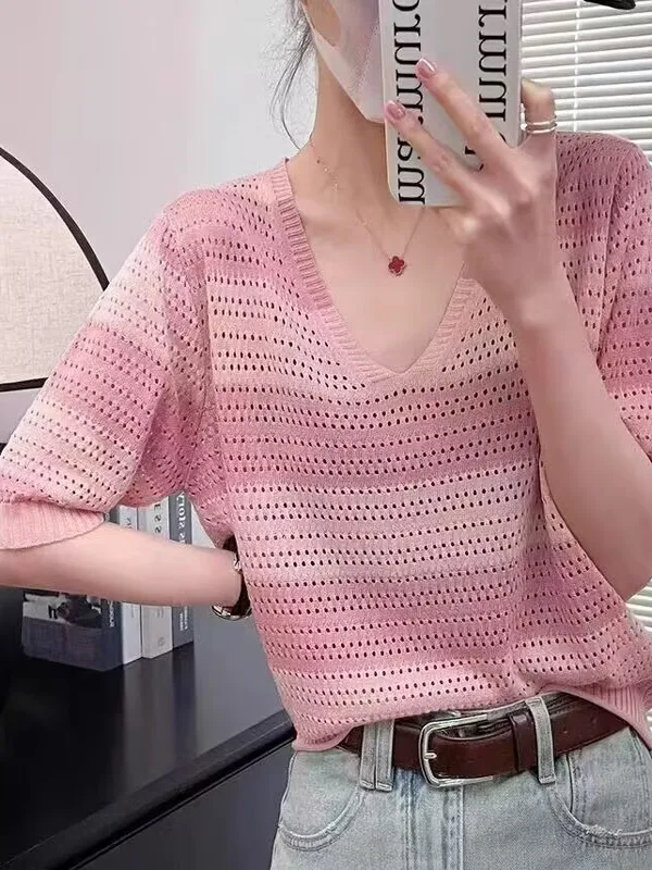 Korean Style Hollow out V-Neck Striped Ice Silk Short Sleeve T-Shirt Women's Summer Color Block Knitted Top Fashionable Commu...
Korean Style Hollow out V-Neck Striped Ice Silk Short Sleeve T-Shirt Women's Summer Color Block Knitted Top Fashionable Commu...