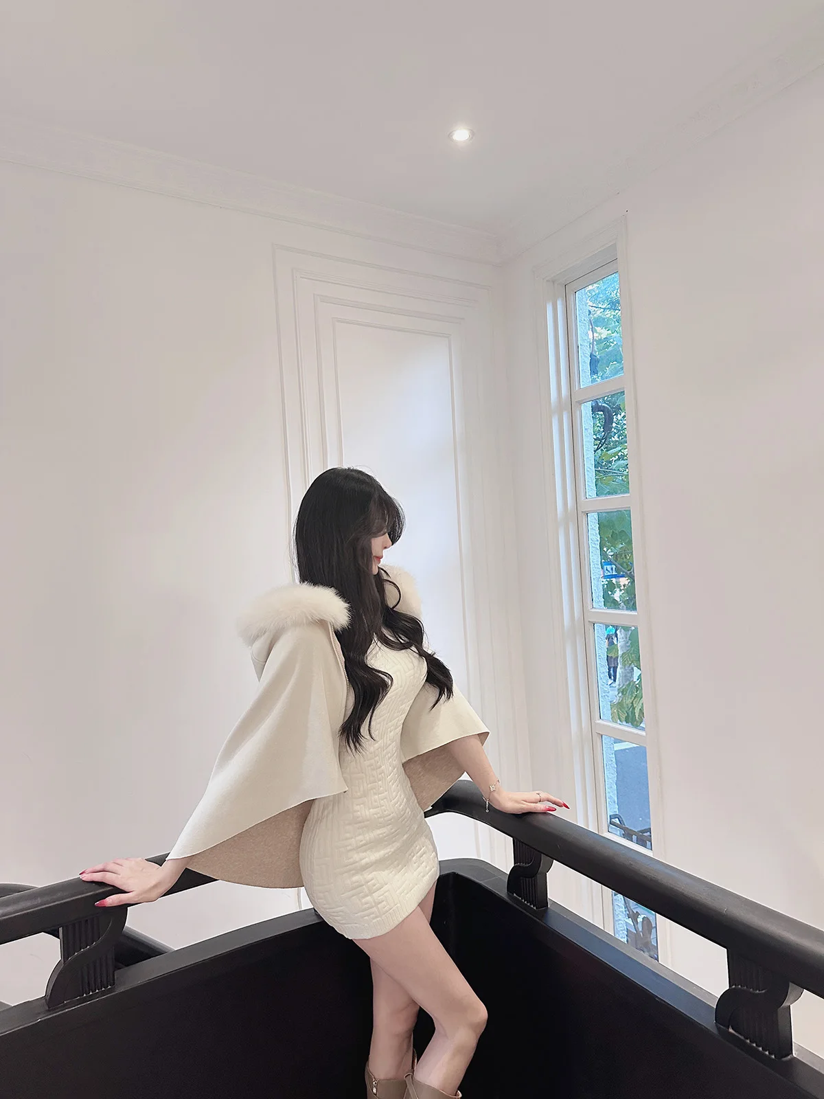 Sweet Sle Double-Sided Wool Cowl Ne Coat for Women Autumn Winter Small Size Faux Fur Collar Hooded Zipper Closure
Sweet Sle Double-Sided Wool Cowl Ne Coat for Women Autumn Winter Small Size Faux Fur Collar Hooded Zipper Closure