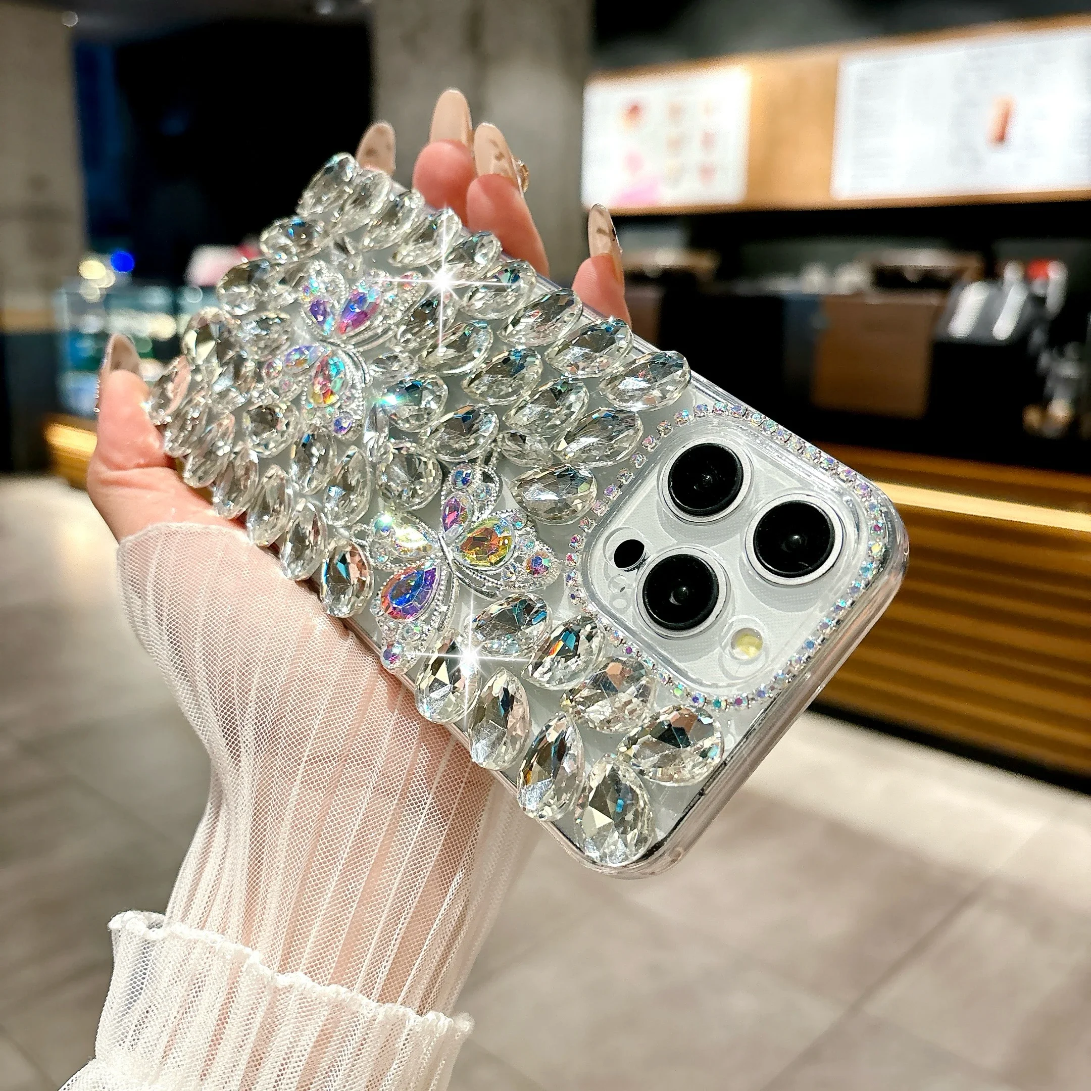 For iPhone 16 Pro Max Phone Case Luxury Crystal Drill Full Drill Drop protection Case for iPhone 15 14 13 12 Pro Max Phone Case
For iPhone 16 Pro Max Phone Case Luxury Crystal Drill Full Drill Drop protection Case for iPhone 15 14 13 12 Pro Max Phone Case