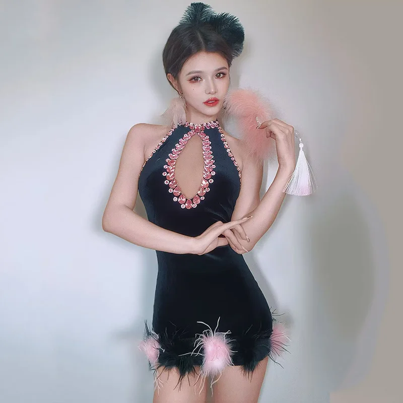 Rhinestone Gogo Dance Costume Halter Black Short Dresses Women Stage Costume Birthday Party Outfit Nightclub Bar Dancewear 2960
Rhinestone Gogo Dance Costume Halter Black Short Dresses Women Stage Costume Birthday Party Outfit Nightclub Bar Dancewear 2960