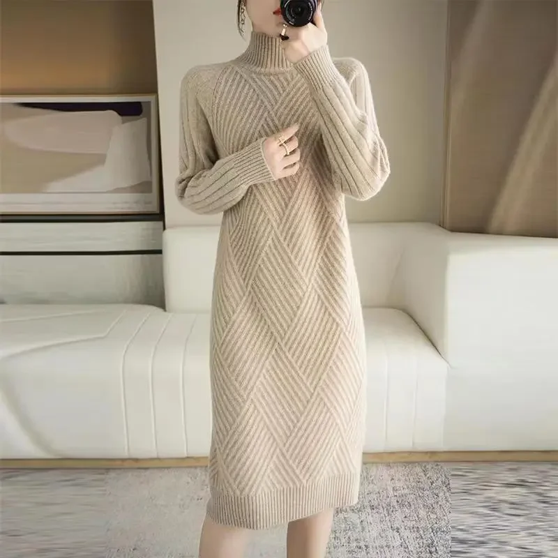Diamond-Shaped Thermal Sweater Dress Women's Outer Wear Slim Mid-Length Sweater Dress Autumn Winter Semi-High Collar Base Skirt
Diamond-Shaped Thermal Sweater Dress Women's Outer Wear Slim Mid-Length Sweater Dress Autumn Winter Semi-High Collar Base Skirt