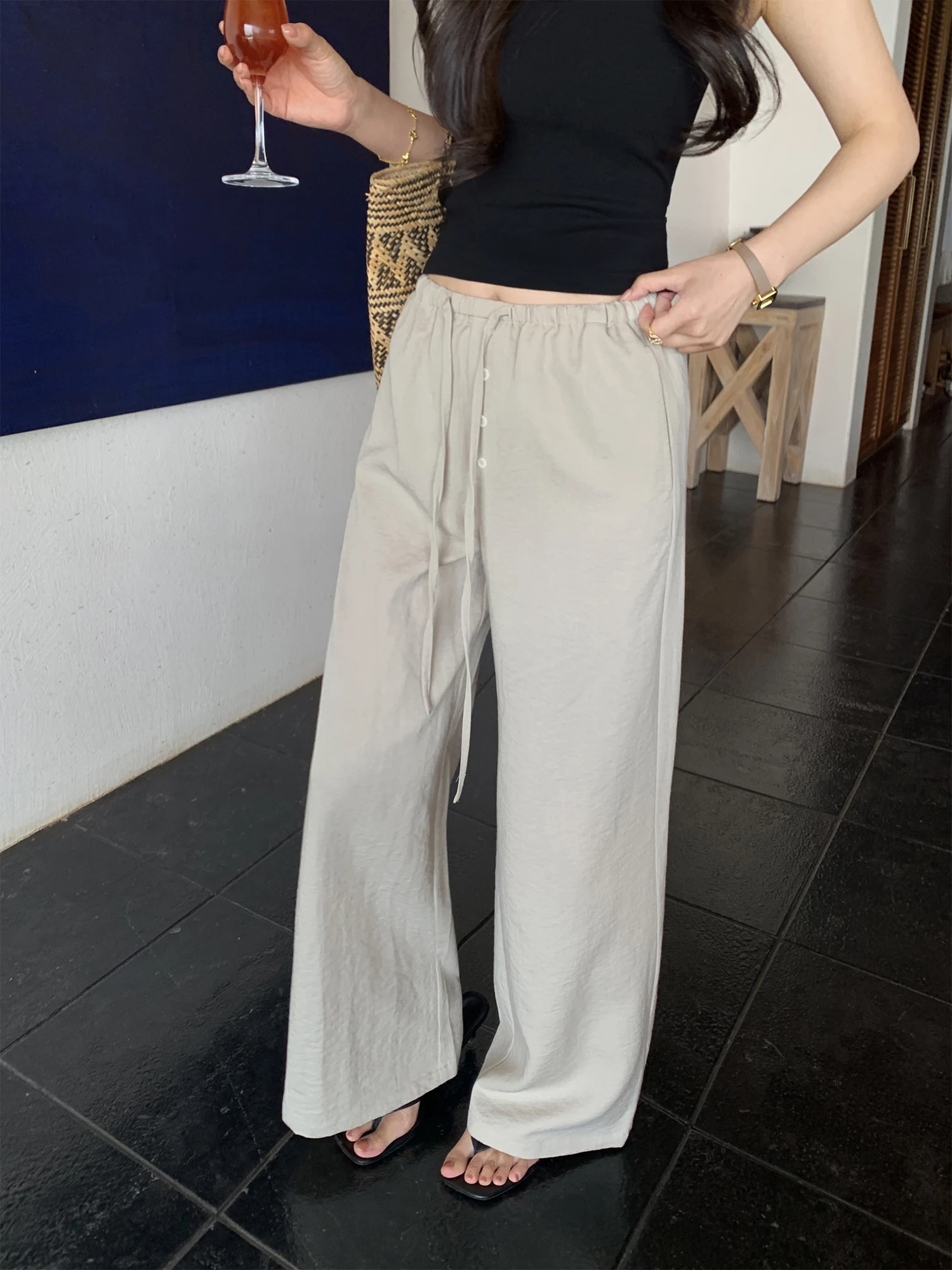 Pusumede Casual Loose Straight Leg Pants Women's Drawstring Elastic Waist Draping Versatile Floor-Length Trousers
Pusumede Casual Loose Straight Leg Pants Women's Drawstring Elastic Waist Draping Versatile Floor-Length Trousers