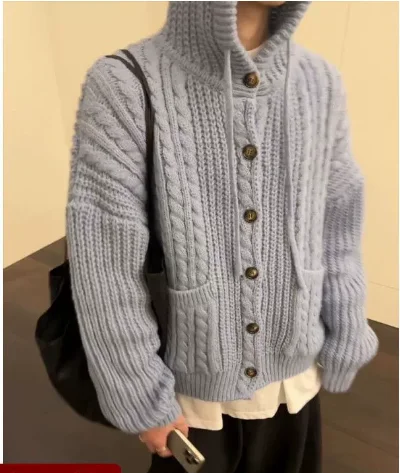 Streetwear Men and Women Hooded Sweater retro Harajuku Baggy Knitted Sweater Women Chic Pocket Single Breasted Cardigan Coat
Streetwear Men and Women Hooded Sweater retro Harajuku Baggy Knitted Sweater Women Chic Pocket Single Breasted Cardigan Coat