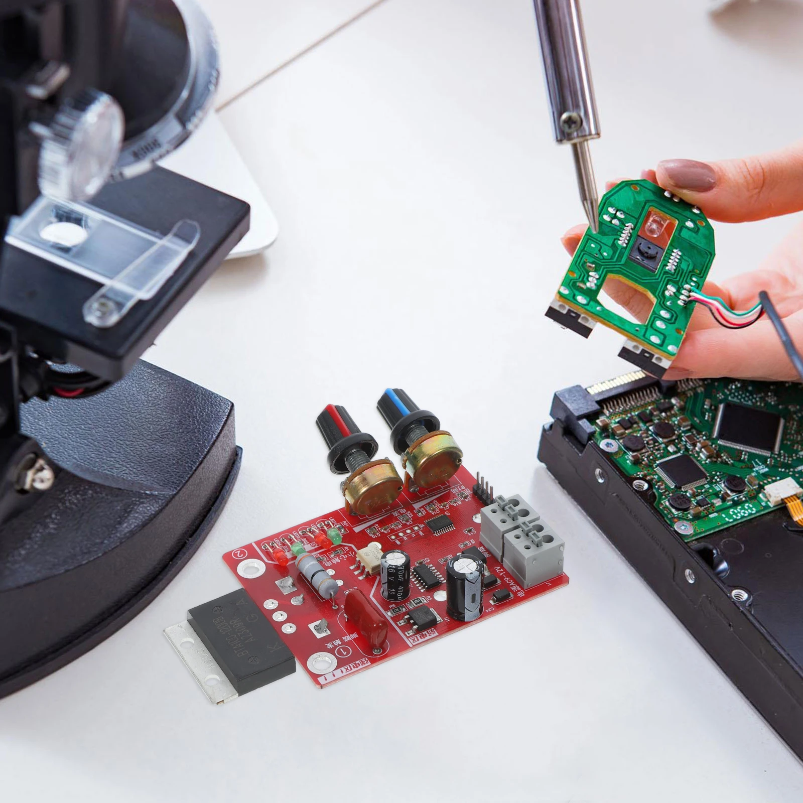 Spot Welder Control Board 100A Digital Display Time Current Adjustable PCB DIY Welding Machine Controller Panel Spot Welding
Spot Welder Control Board 100A Digital Display Time Current Adjustable PCB DIY Welding Machine Controller Panel Spot Welding