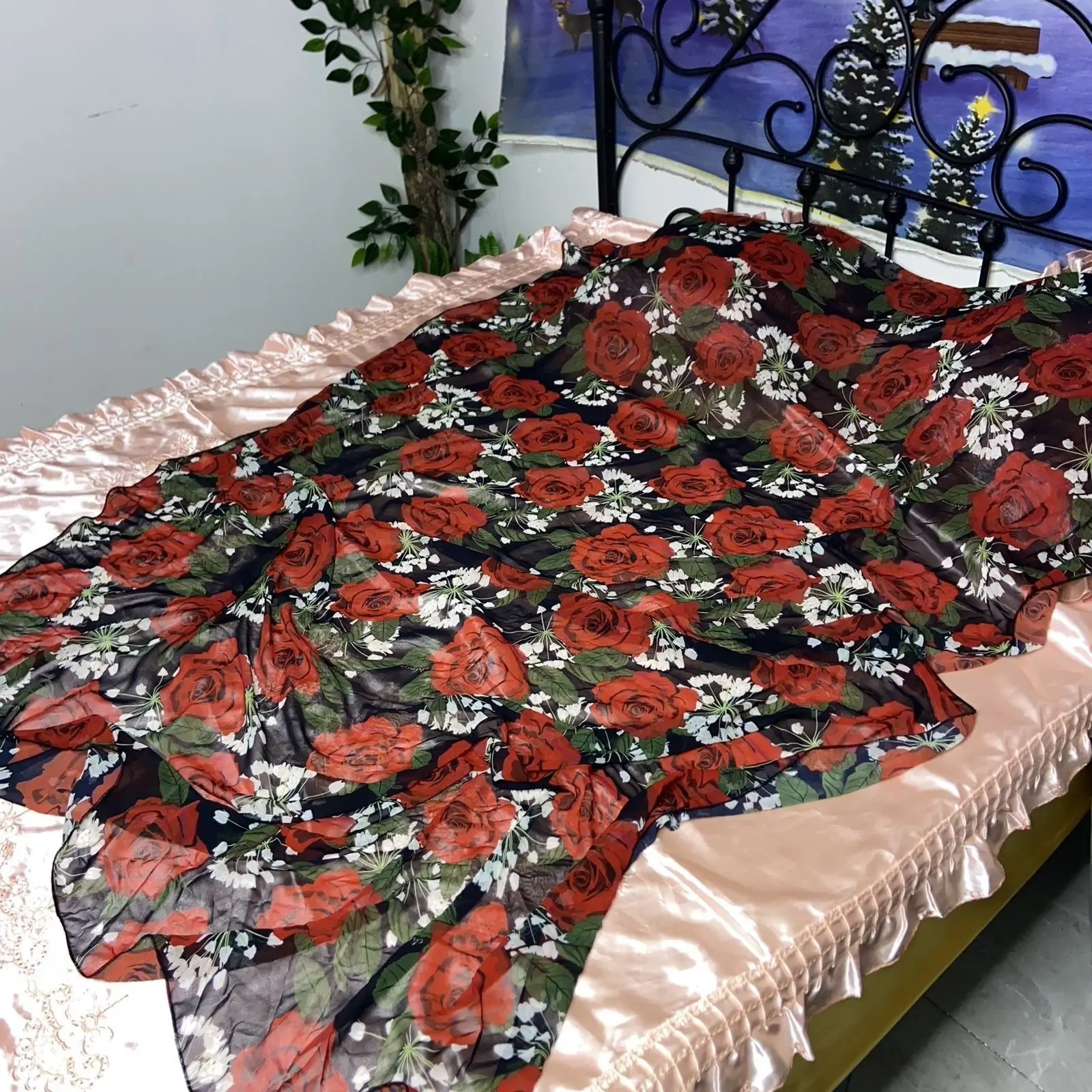 Summer floral print sheer tulle sheet Ultra-thin mesh ice cool bedspread home bedding
Summer floral print sheer tulle sheet Ultra-thin mesh ice cool bedspread home bedding