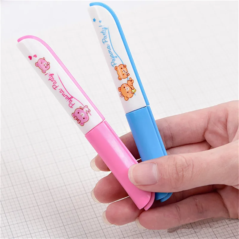 Deli Mini Pen Design Scissors Cartoon Bear Pringting School Office Supply Portable Home Tailor Shears Student Stationery Gift
Deli Mini Pen Design Scissors Cartoon Bear Pringting School Office Supply Portable Home Tailor Shears Student Stationery Gift