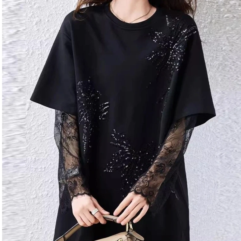 Women's Fashion Round Neck Loose Sequins Patchwork Lace T-Shirt Summer 2026 New Plus Size Slim Fake Two Piece Top
Women's Fashion Round Neck Loose Sequins Patchwork Lace T-Shirt Summer 2026 New Plus Size Slim Fake Two Piece Top