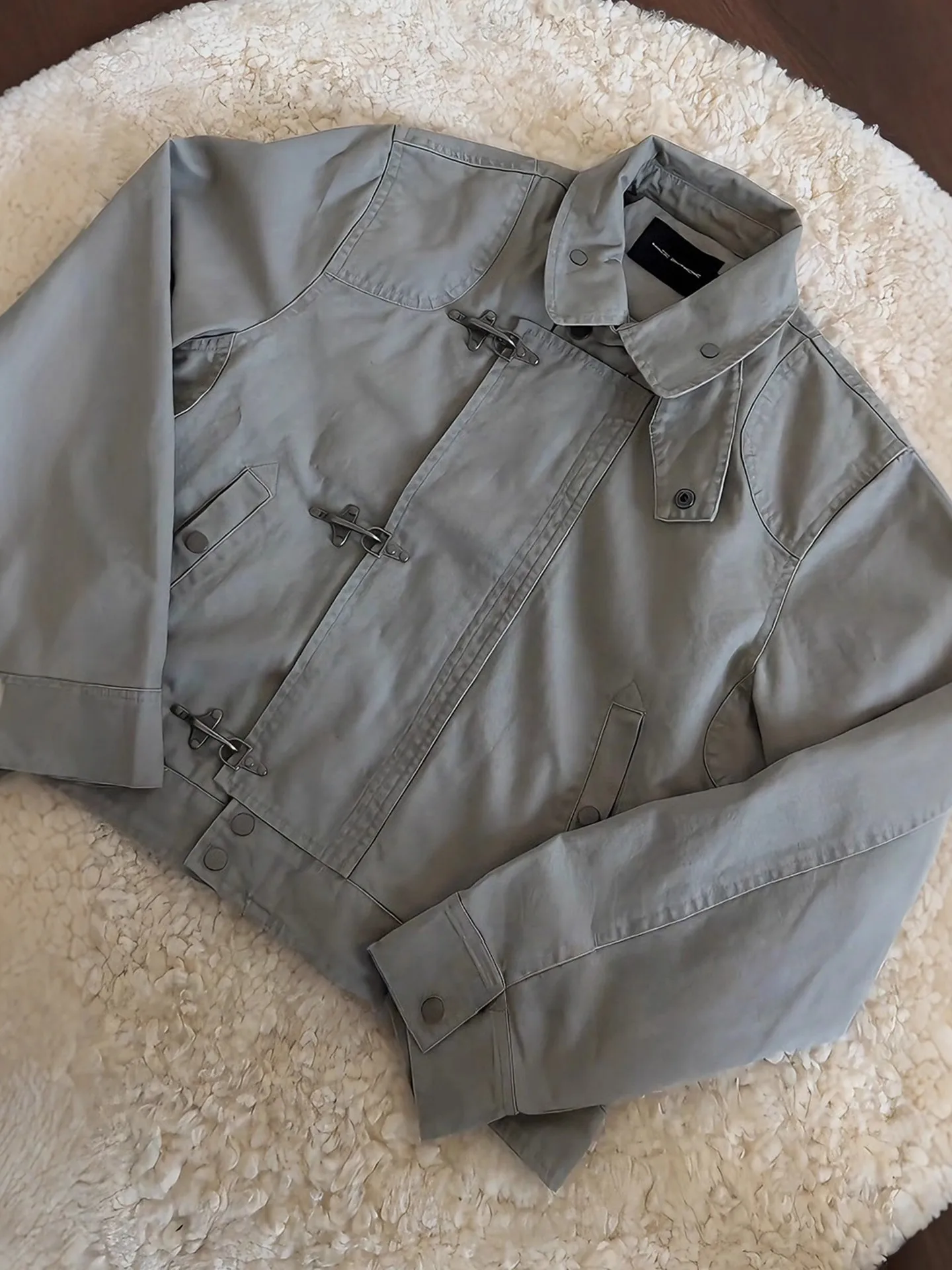 Cleanfit Men's Harrington Flight Jaet Autumn High-End Sle Cool Detroit Workwear Coat Zipper Loose Fit Faion Urban Daily...
Cleanfit Men's Harrington Flight Jaet Autumn High-End Sle Cool Detroit Workwear Coat Zipper Loose Fit Faion Urban Daily...