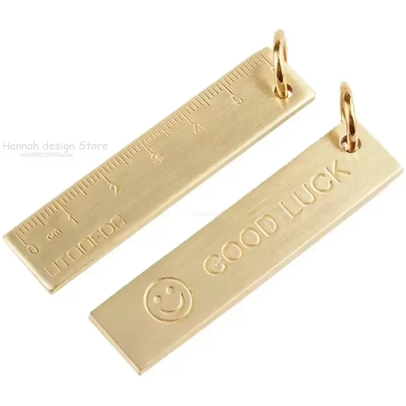 Линейка из нержавеющей стали 15/20/30 см, металлическая прямая линейка, прецизионный измерительный инструмент для дома, канцелярские принадлежности для студентов, школьные принадлежности
Линейка из нержавеющей стали 15/20/30 см, металлическая прямая линейка, прецизионный измерительный инструмент для дома, канцелярские принадлежности для студентов, школьные принадлежности