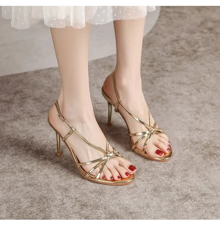 Ladies Fashion designer party Shoes Women's gold high-heeled sandals open-toe buckle stiletto high heels fairy women shoes
Ladies Fashion designer party Shoes Women's gold high-heeled sandals open-toe buckle stiletto high heels fairy women shoes