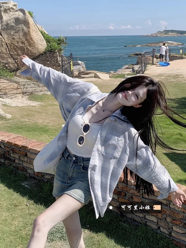 Women's Collar Plaid Long Sve irt Loose Midi Sle Sun Protection Chic Commute Faion Autumn New Arrival
Women's Collar Plaid Long Sve irt Loose Midi Sle Sun Protection Chic Commute Faion Autumn New Arrival