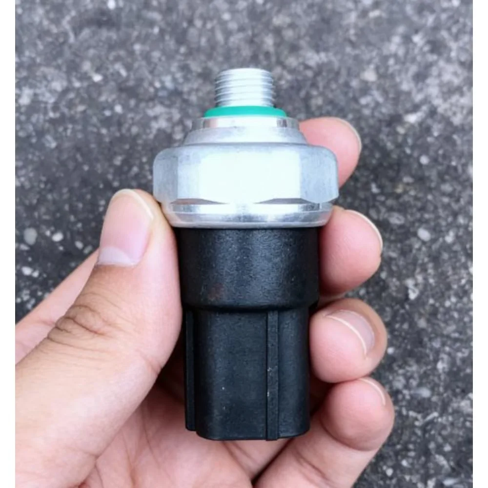Air Conditioning Pressure Valve Inlet Switch for Hyundai Elantra Sonata for KIA Optima Cerato 1pc Brand New
Air Conditioning Pressure Valve Inlet Switch for Hyundai Elantra Sonata for KIA Optima Cerato 1pc Brand New