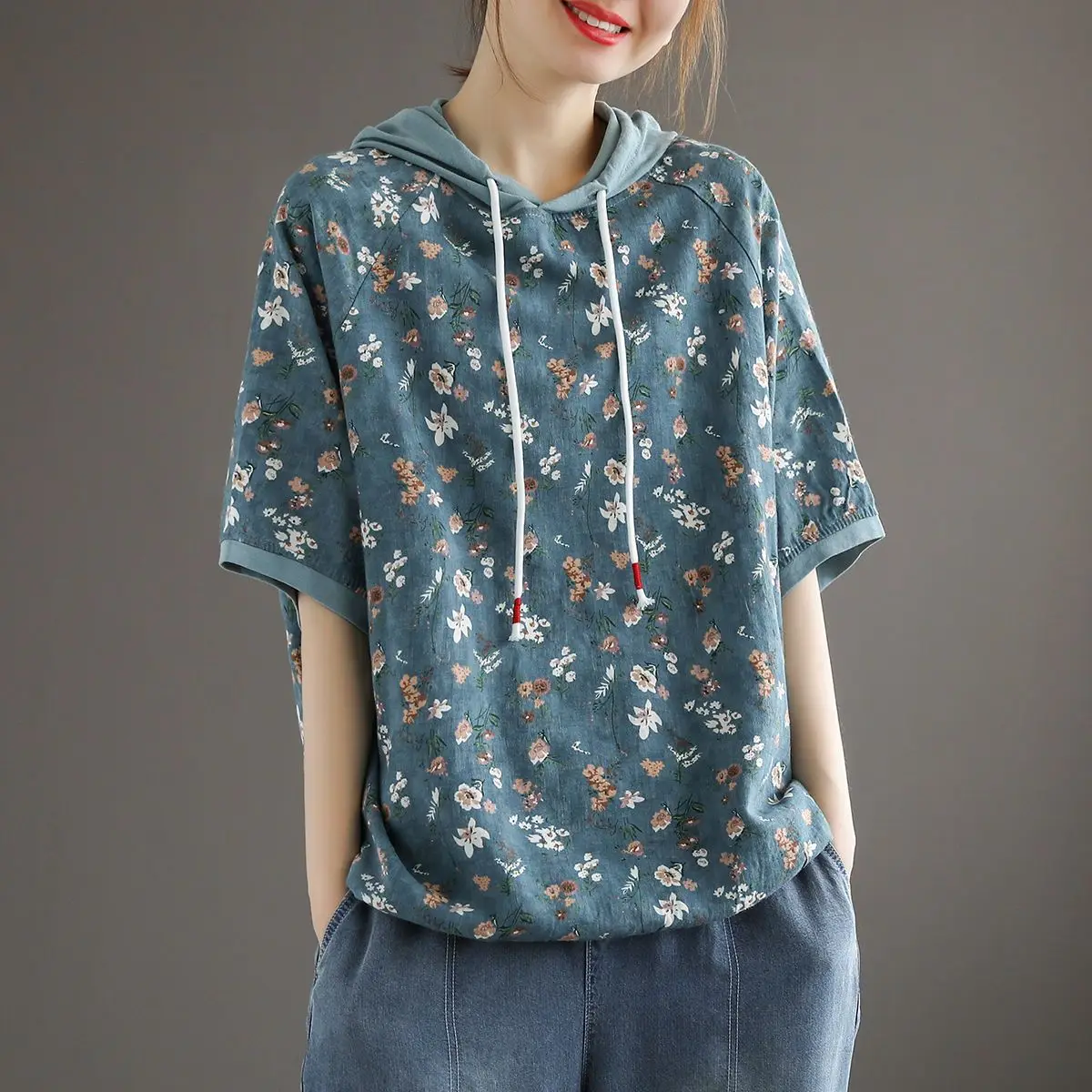 Loose Fit Korean Sle Women's T-irt ort Sve Hoodie Base irt Spring Summer New Arrival Comfortable Casual Top
Loose Fit Korean Sle Women's T-irt ort Sve Hoodie Base irt Spring Summer New Arrival Comfortable Casual Top