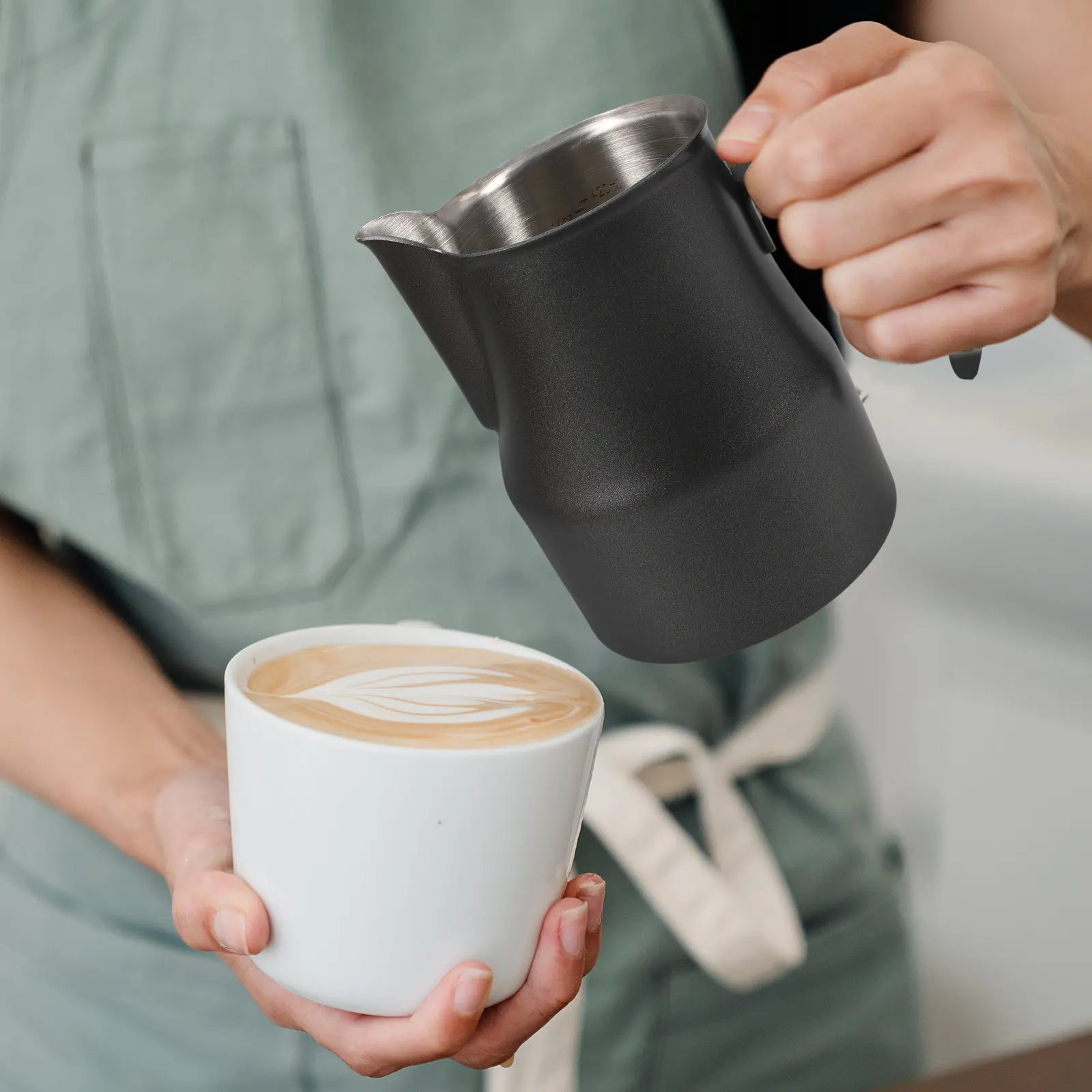 350Ml Stainless Steel Latte Milk Pitcher Frothing Cup Espresso Machine Accessory Precision Spout Milk Frother Jug Compact Coffee
350Ml Stainless Steel Latte Milk Pitcher Frothing Cup Espresso Machine Accessory Precision Spout Milk Frother Jug Compact Coffee