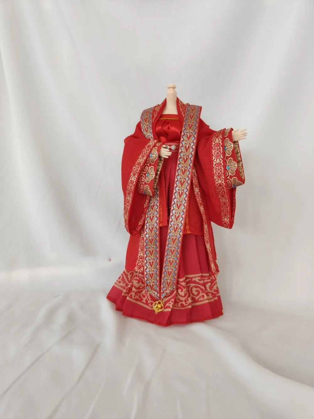 Ancient Wedding Dress l/6 Toys Hanfu Chinese Tradition Suit Female Clothes For 12inch PHicen JIAO Doll Action Figure Toys
Ancient Wedding Dress l/6 Toys Hanfu Chinese Tradition Suit Female Clothes For 12inch PHicen JIAO Doll Action Figure Toys